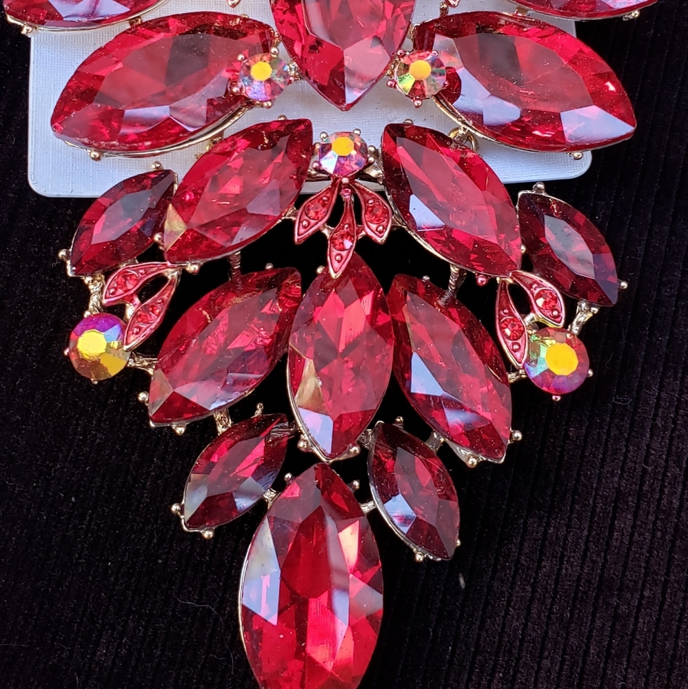 Brooch - Picture 2 of 4